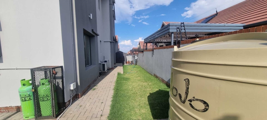 4 Bedroom Property for Sale in Wild Olive Estate Free State